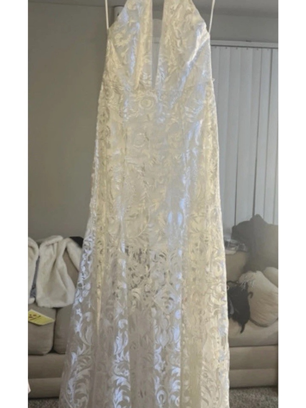 AKIRA Ivory Lace Bridal Gown